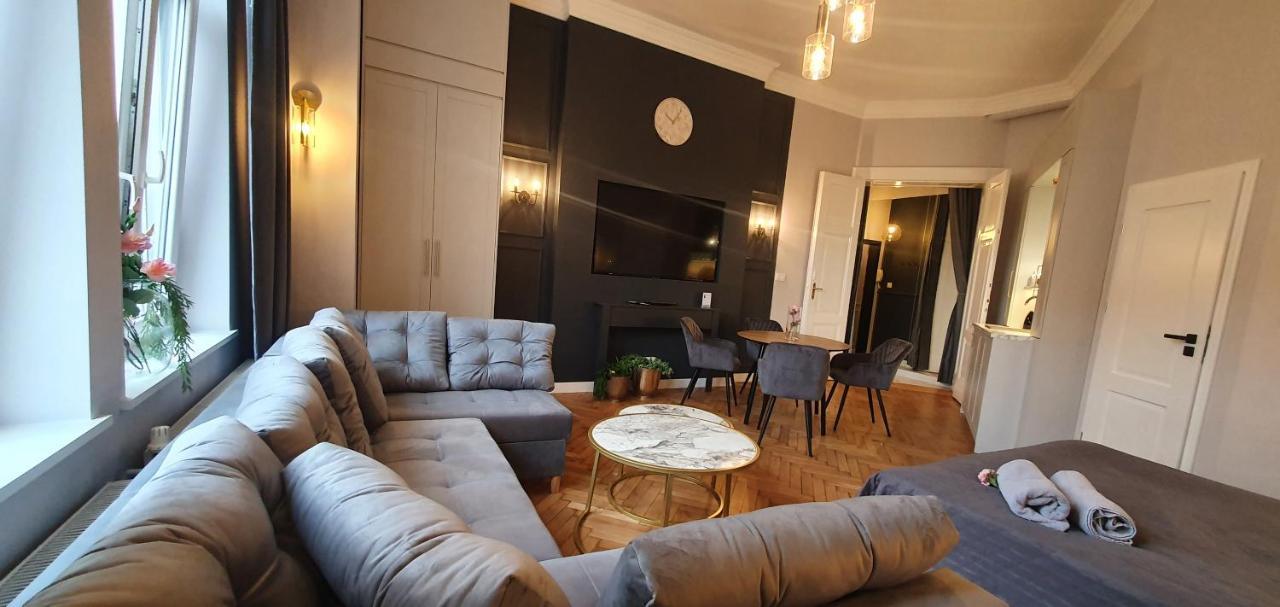 Dk Premium Ballady I Romanse Olsztyn (Warmian-Masurian) Exterior foto